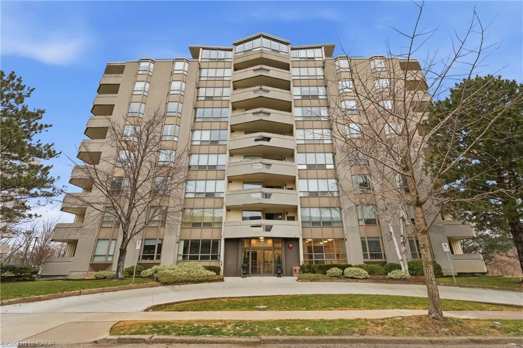 Condo/Apt Unit sold at 208-8 Village Green Boulevard, Stoney Creek, ON, L8G 5B8 - Battlefield - MLS: 40825841
