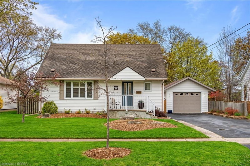 7 Northalaton Street, Brantford, Ontario