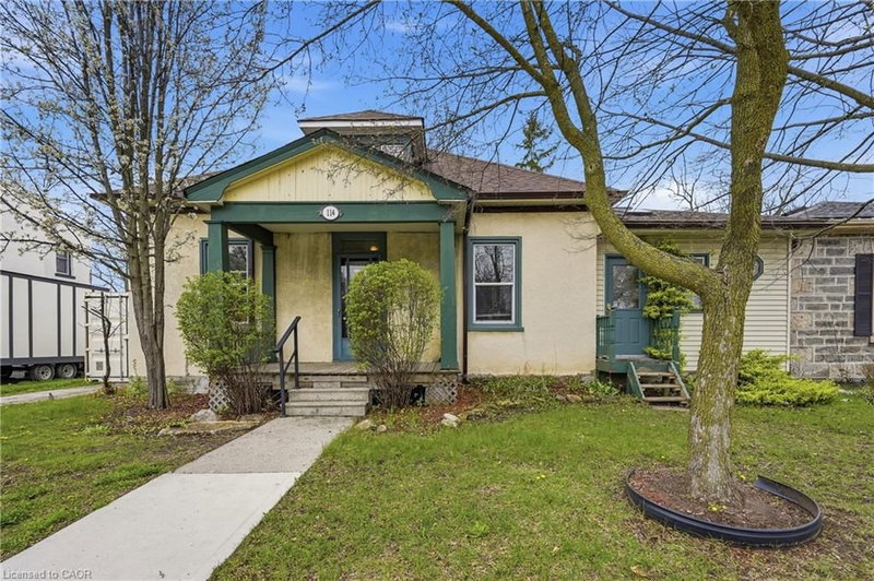 114 Grand Avenue S photo 2