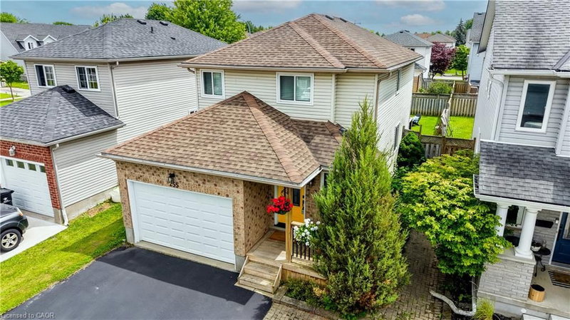 255 Highbrook Crescent
