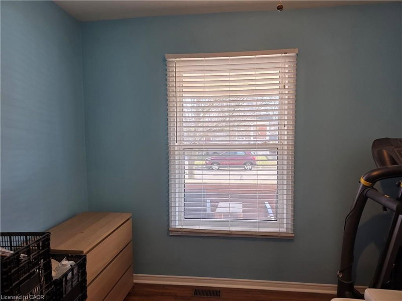 182 Marlborough Street photo 3