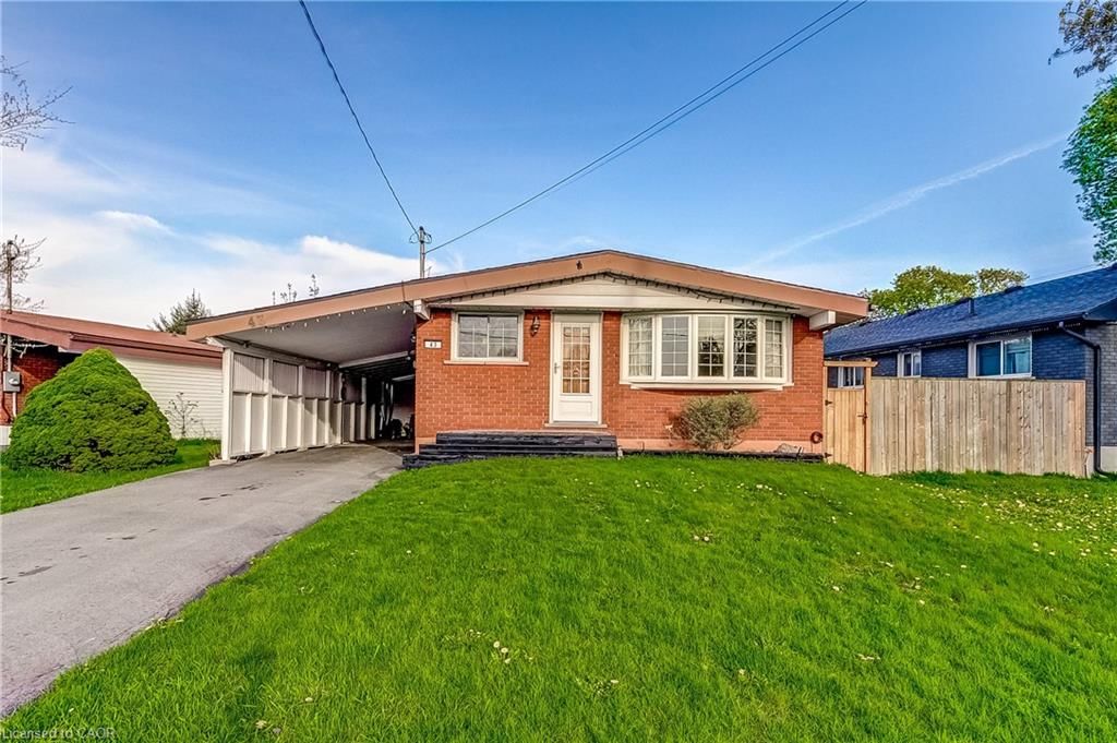 Single Family Residence for sale at 43 Lawfield Drive, Hamilton, ON, L8V 4C3 - Lawfield - MLS: 40826183