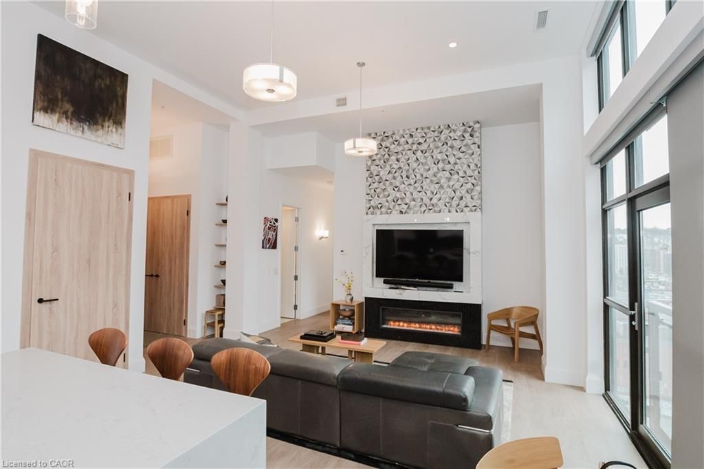 LPH13 - 118 King Street East, Hamilton 4