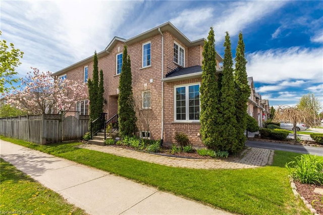 5200 Des Jardines Drive