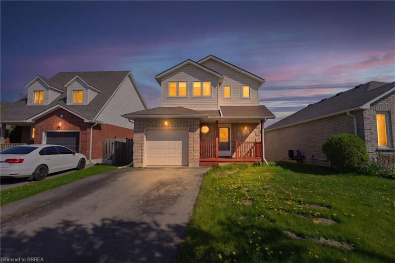 25 Anastasia Crescent