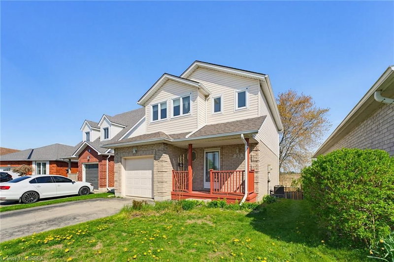 25 Anastasia Crescent