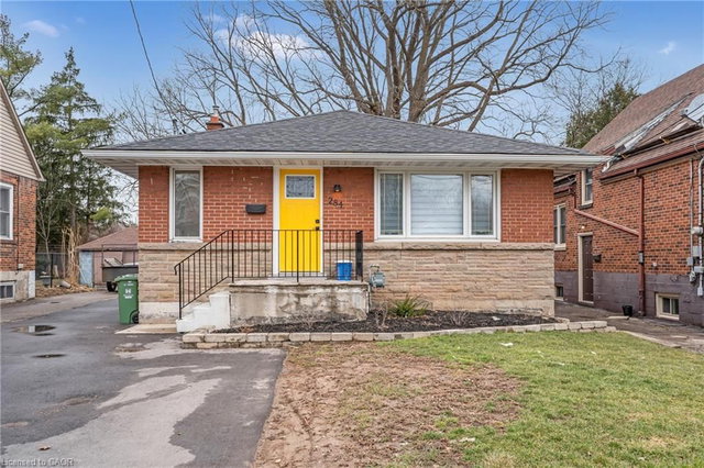 284 Bowman Street