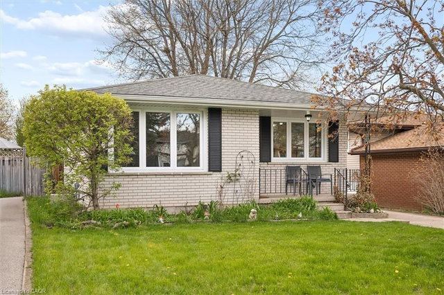 26 Tutton Place