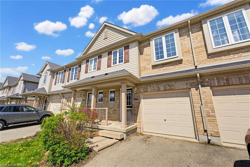 506 Beaumont Crescent