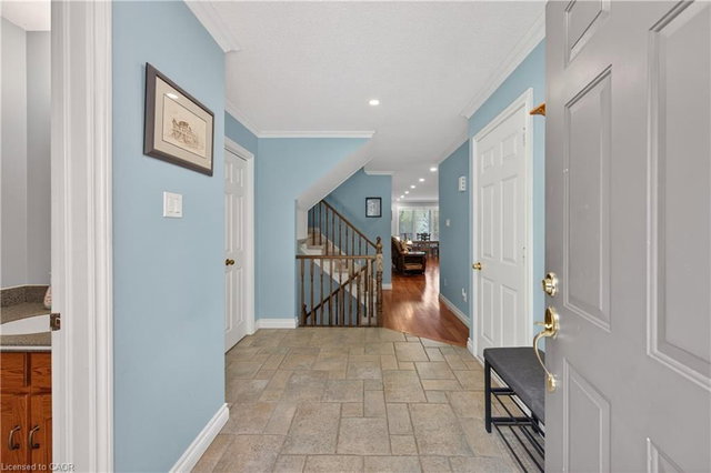 7 - 30 Osler Drive