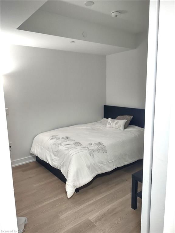 807 - 1 Jarvis Street 5