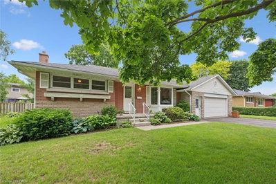 77 Maywood Road