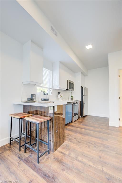 132 Woolwich Street photo 5