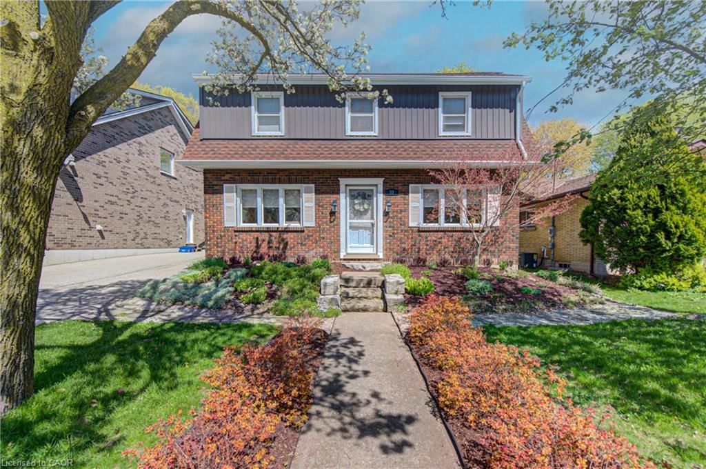 Single Family Residence for sale at 53 Lincoln Avenue, Cambridge, ON, N1R 4W6 - Glenview, Lincoln, Oak - MLS: 40826896