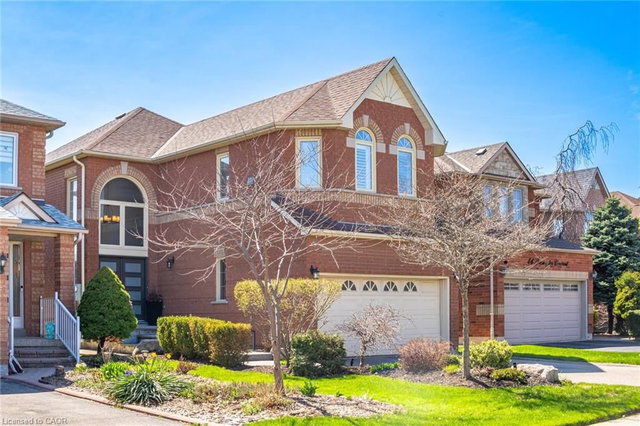 44 Banington Crescent