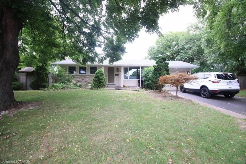 4 Hudson Drive, St. Catharines, Ontario