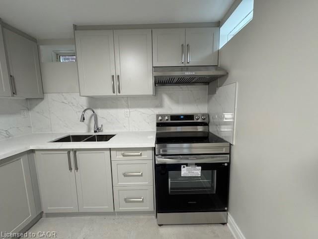 Lower - 208 Pineglen Crescent