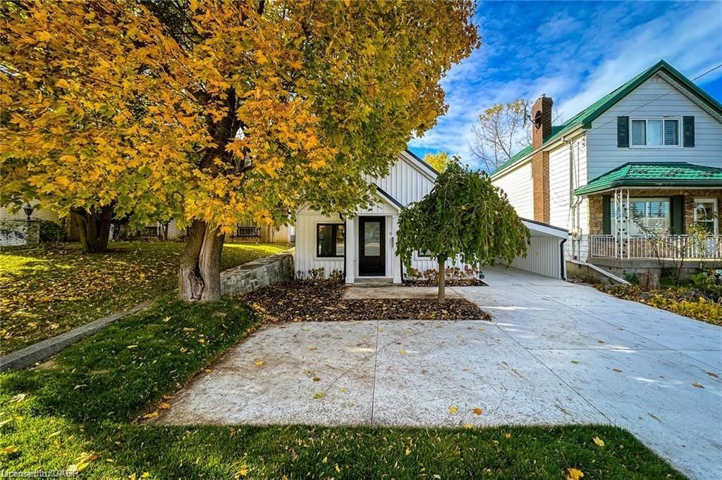 Single Family Residence for sale at 654 West 5th Street, Hamilton, ON, L9C 3R2 - Rolston/Yeoville - MLS: 40827318