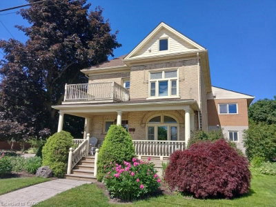 16 Hampton Street