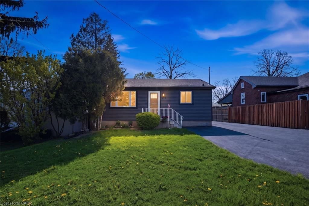 Single Family Residence for sale at 249 West 18th Street, Hamilton, ON, L9C 4H1 - Buchanan - MLS: 40827510