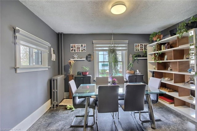 506 Main Street E