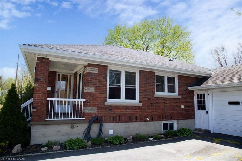 42 Hawthorne Avenue