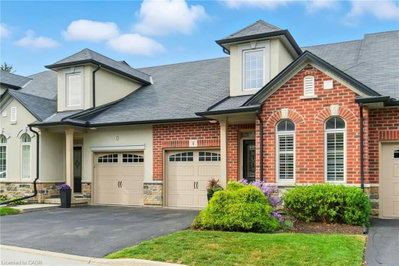 4 Burgundy Grove