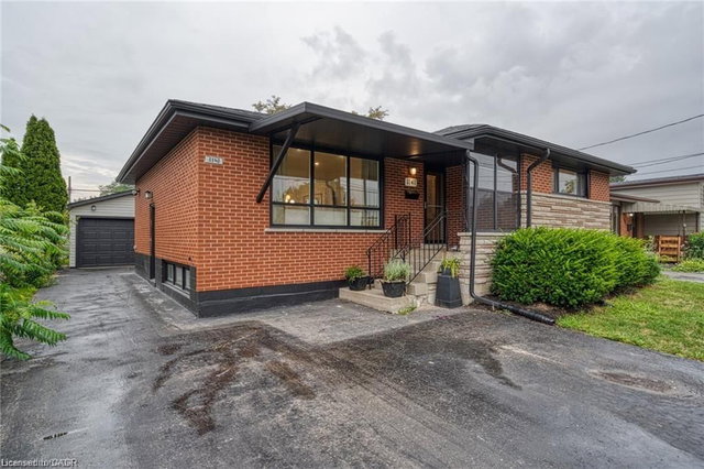 1141 Mohawk Road E