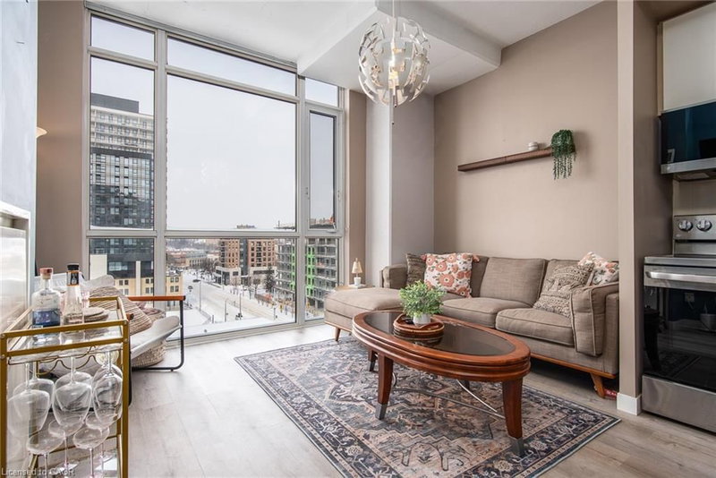 702 - 191 King Street S