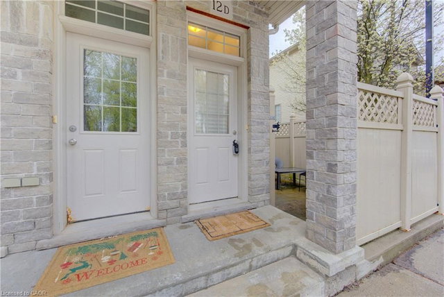 D12 - 1941 Ottawa Street S