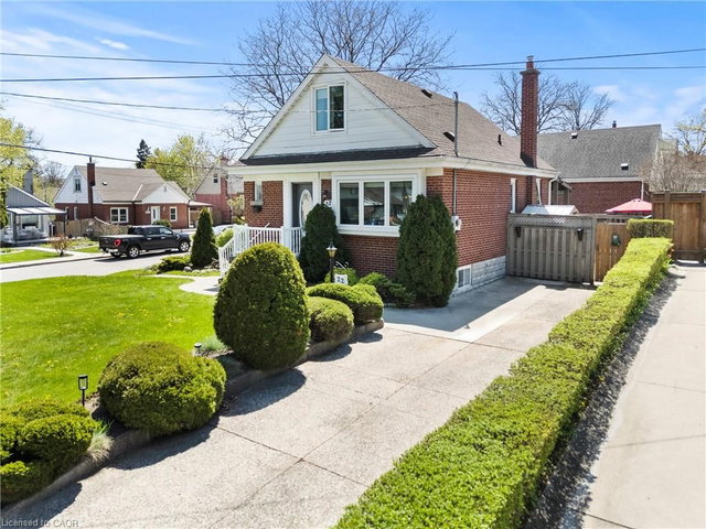 22 Dundonald Avenue