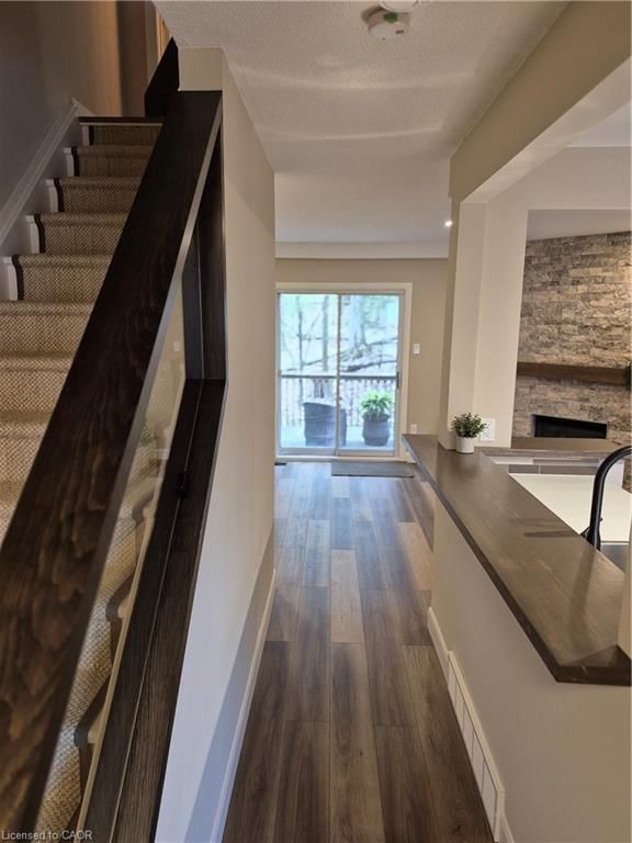 26 - 219 Kingswood Drive