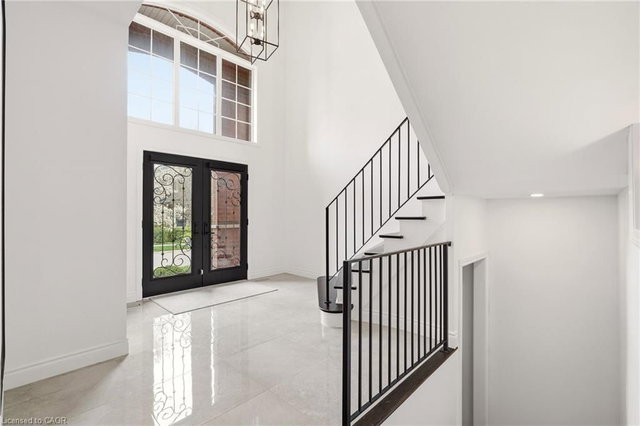 1379 Liverpool Street
