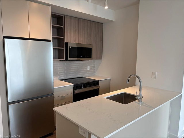 1301 - 2075 Lakeshore Road