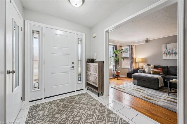 339 Daniel Crescent