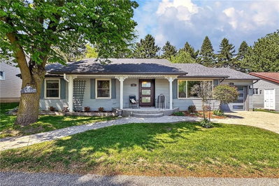 12 Fieldstone Walk