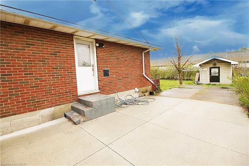 51 Glengarry Road
