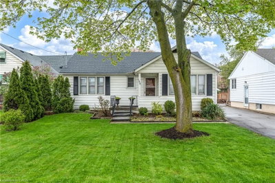 148 Gray Road
