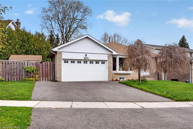 2471 Malcolm Crescent