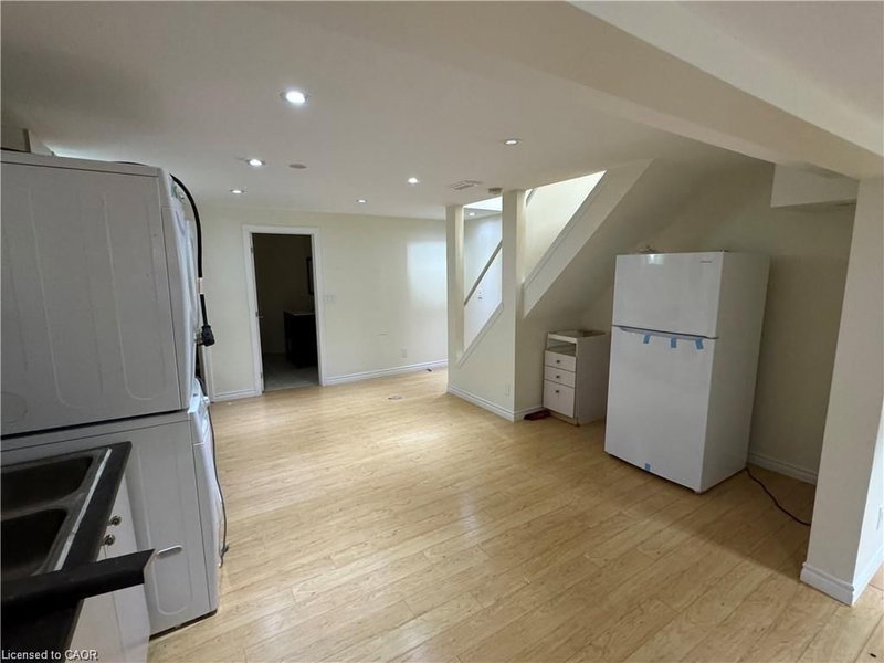 Lower - 116 Zieman Crescent