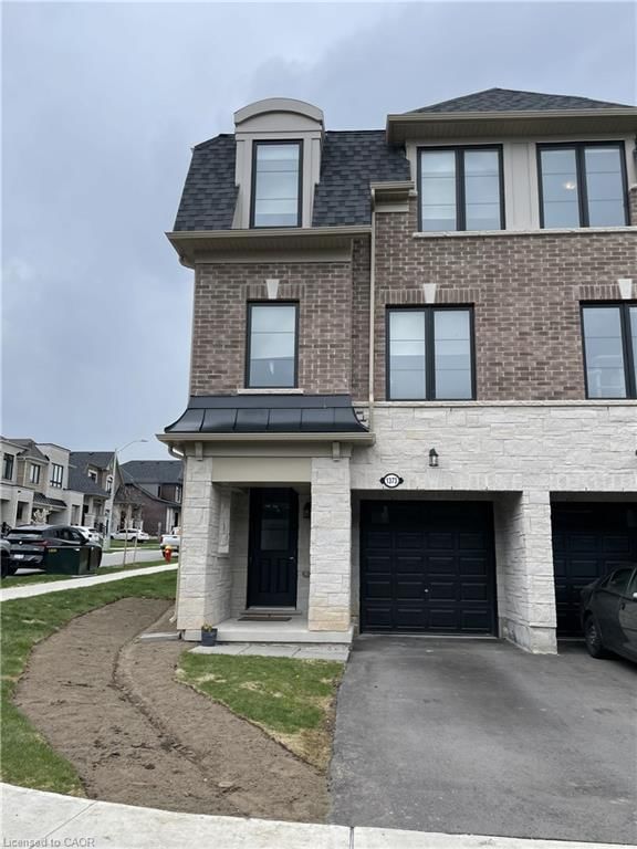 1373 Almonte Drive