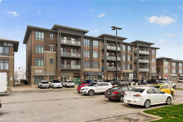 308 - 520 North Service Road