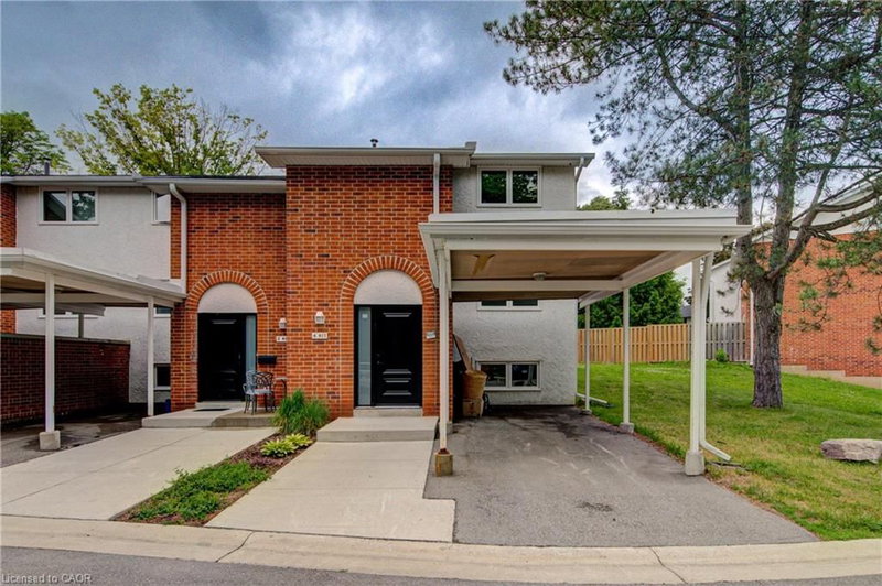 4 - 417 Keats Way