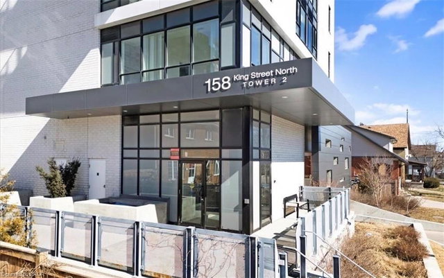 1204 - 158 King Street