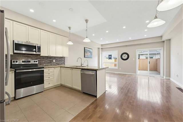 75 - 110 Highland Road E