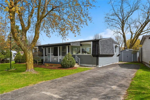 33 Fairview Crescent