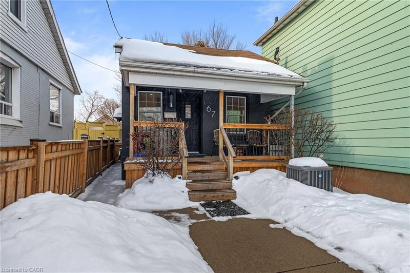 67 Glendale Avenue N
