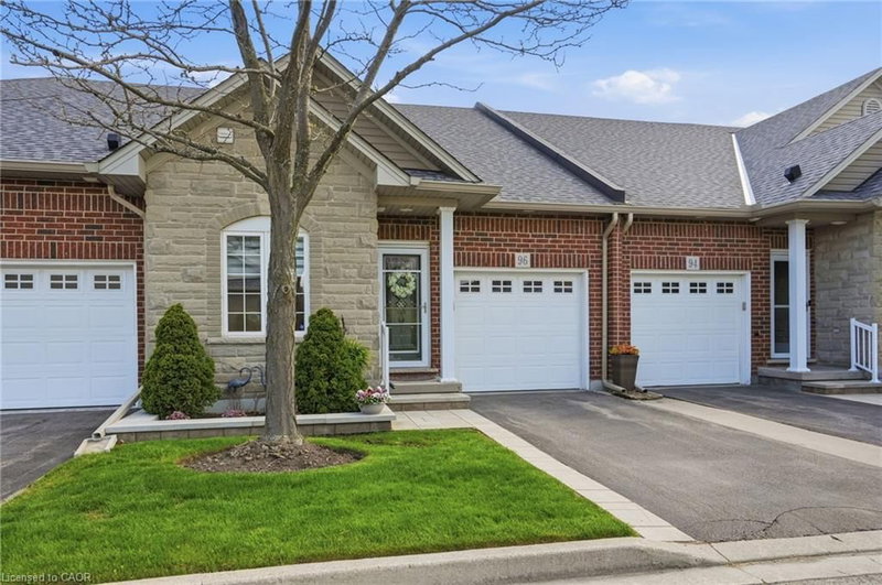 96 Abbotsford Trail