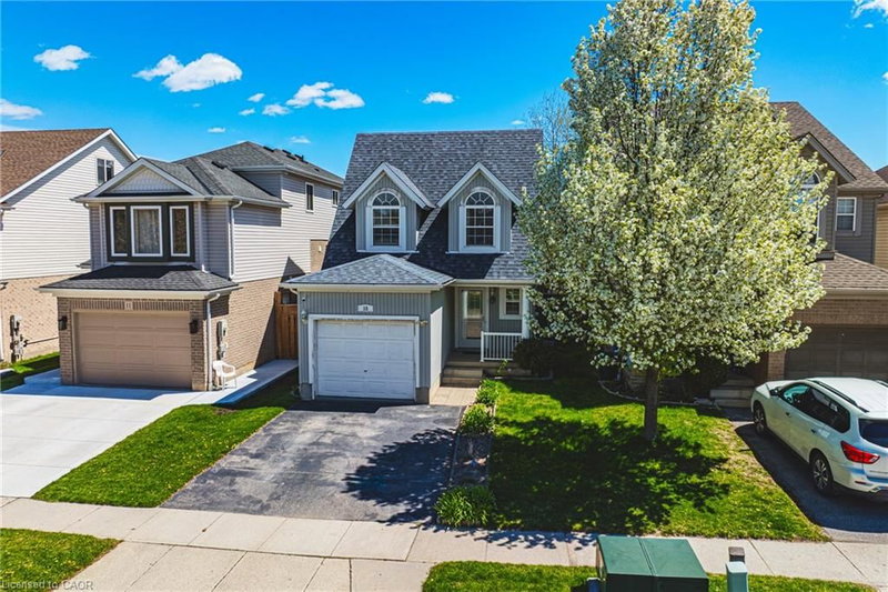 15 Lardner Street, Cambridge, Ontario