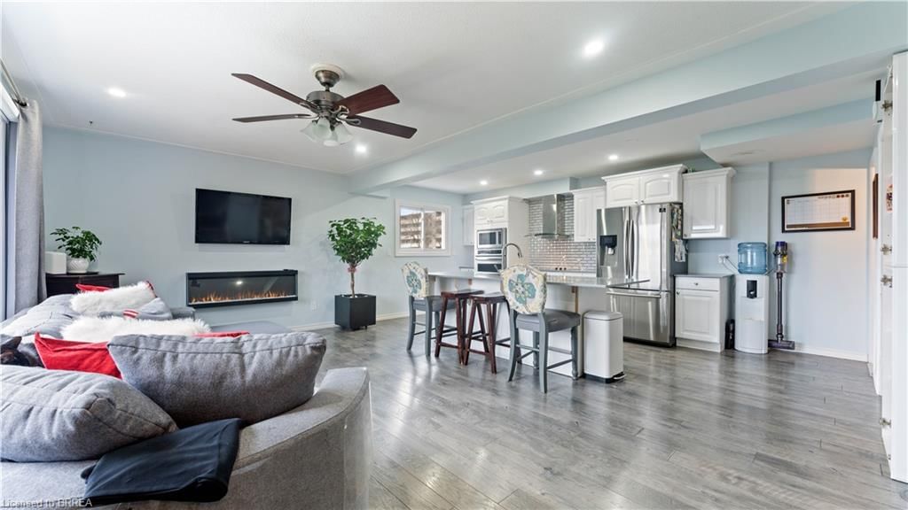 52 Ewing Drive Unit C — photo 4
